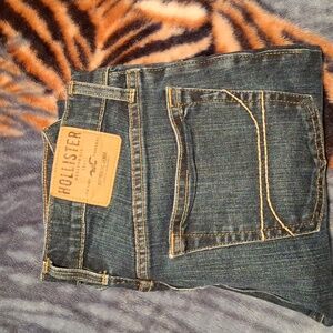 Hollister Mens jeans 31x32